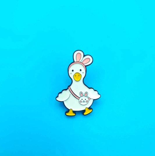 Goose with Bag